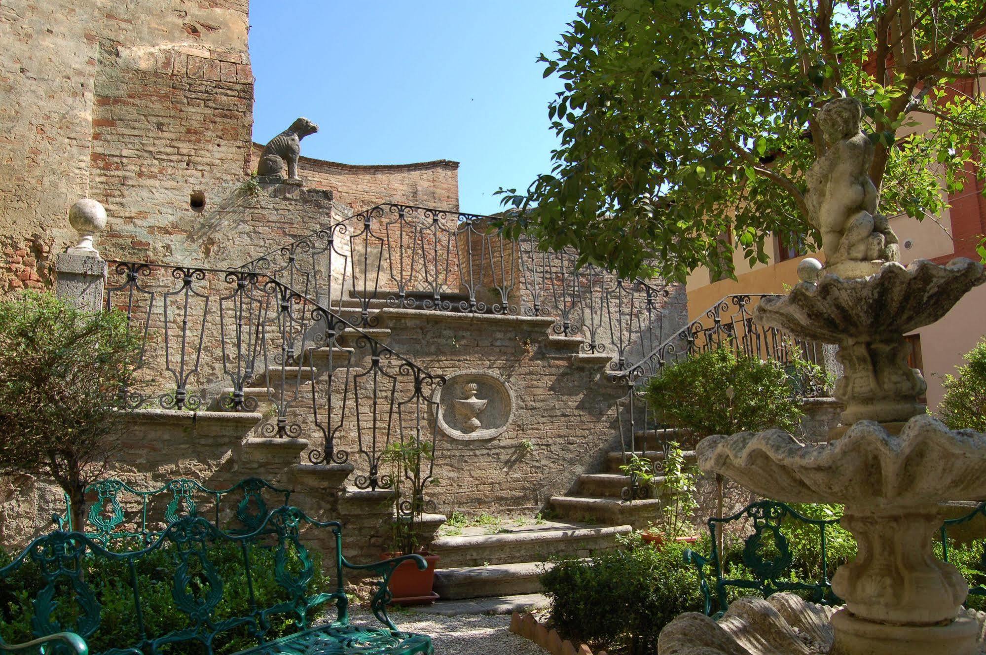 Bnb Residenza D Epoca Il Casato シエーナ エクステリア 写真